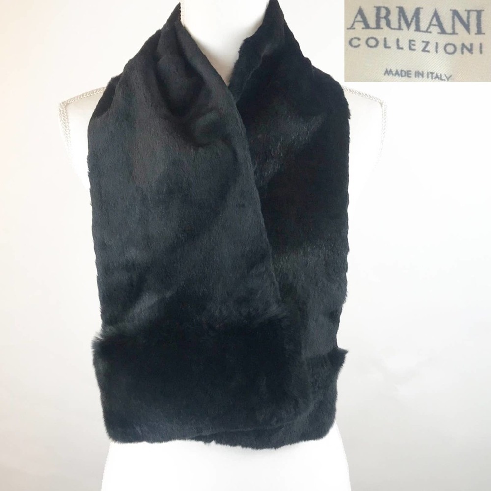 Armani Collezioni Genuine Fur Collar Scarf Black